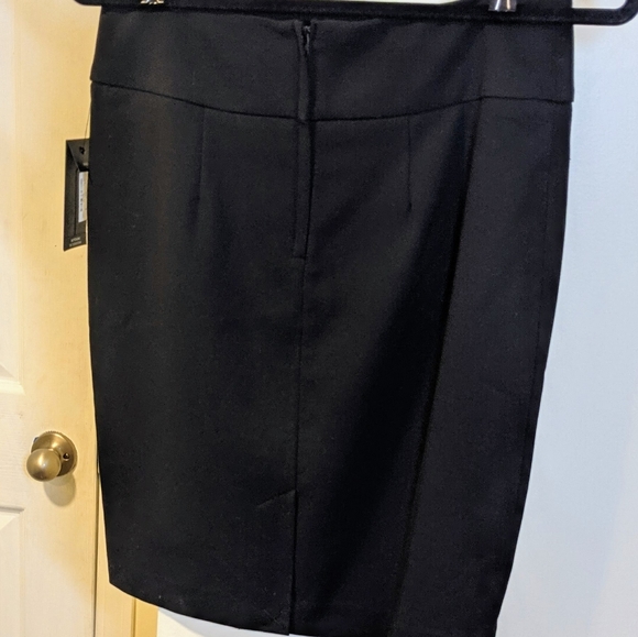 NWT RW&Co Black Pencil Skirt - Picture 4 of 5